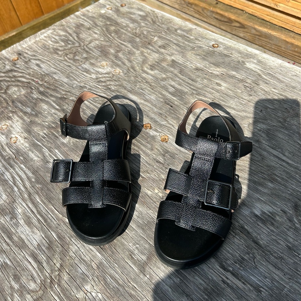 Nwt Linea‎ Paolo Lori Black Faux Leather Fisherman Sandals size 8